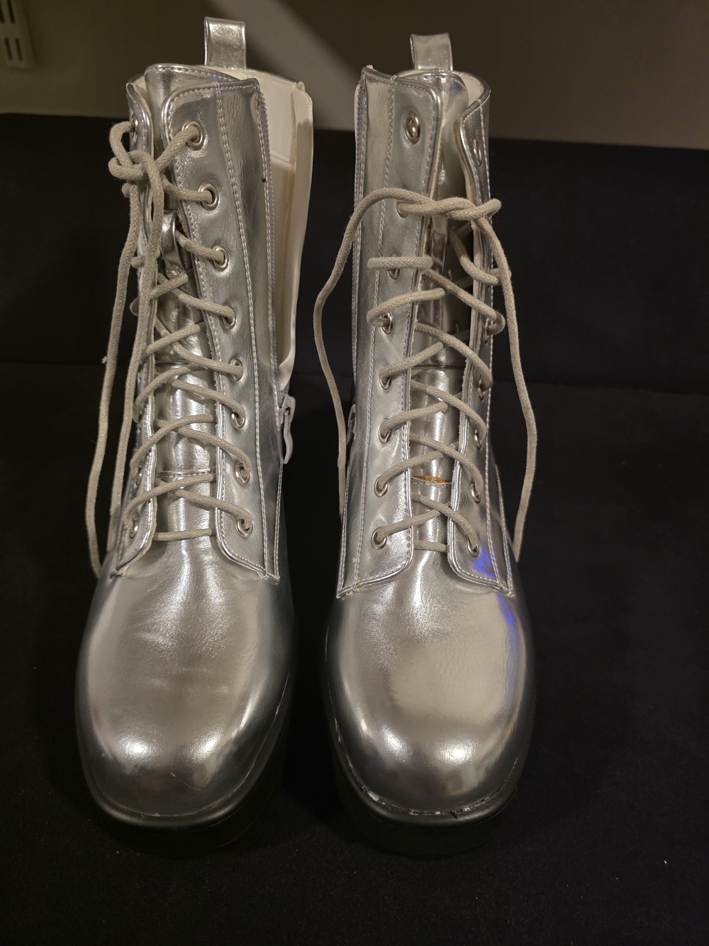 KOI Footwear Gin Metallic Silver Platform Military Boots Women's Size 8 EU 41